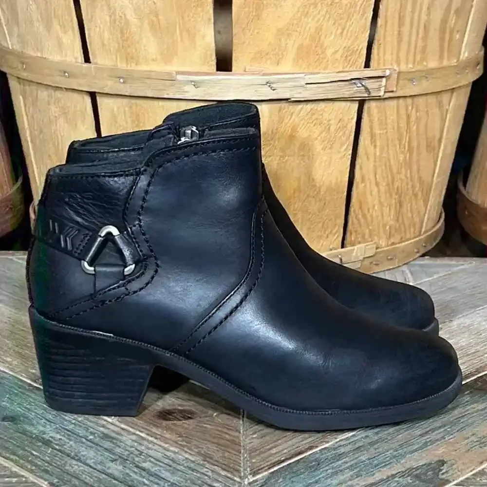 Teva Foxy Black Leather Waterproof 1017161 Zip-Up Ankle Boots Womens Size 5.5